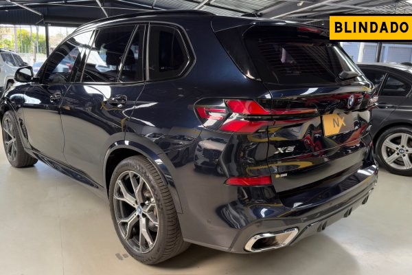 BMW X5 3.0 I6 TURBO HÍBRIDO XDRIVE50E M SPORT AUTOMÁTICO 2024/2025